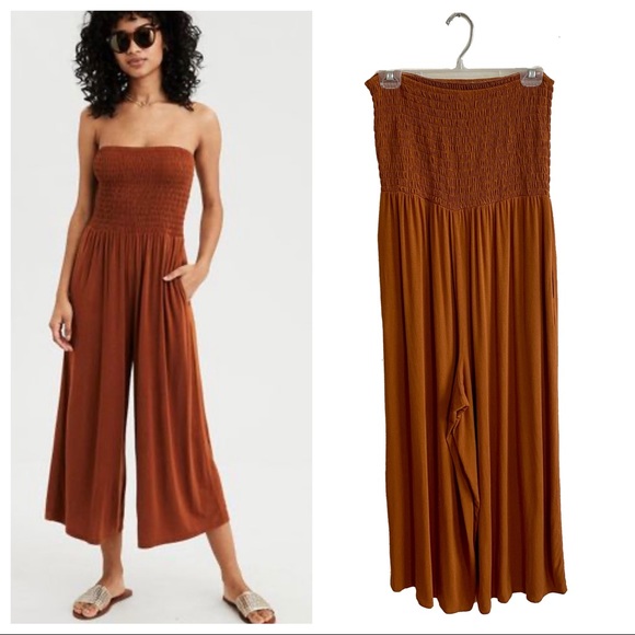 American Eagle Outfitters Pants - ♦️6 hr sale♦️American Eagle smocked jumpsuit